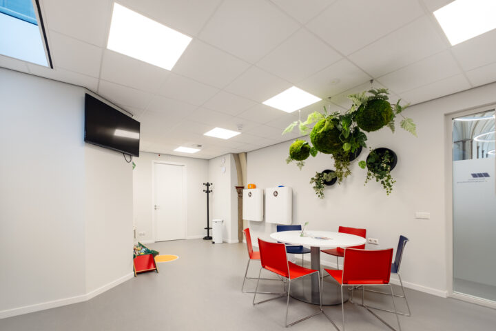 ETK licht - De Bernardus-Made - 48 ETK licht - De Bernardus-Made - 48